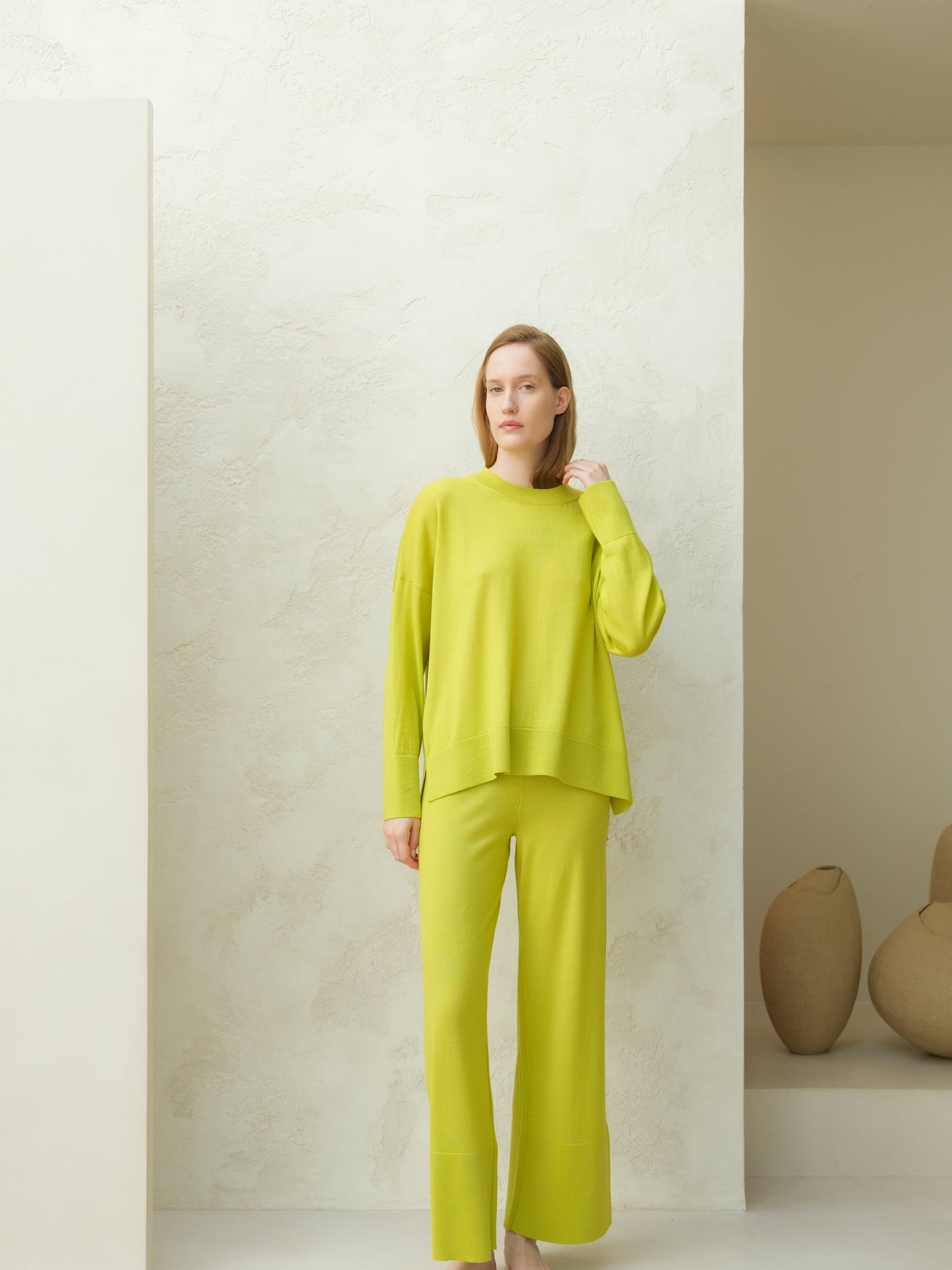 Extrafeine Merinohose mit weitem Bein, italienische Strickwaren