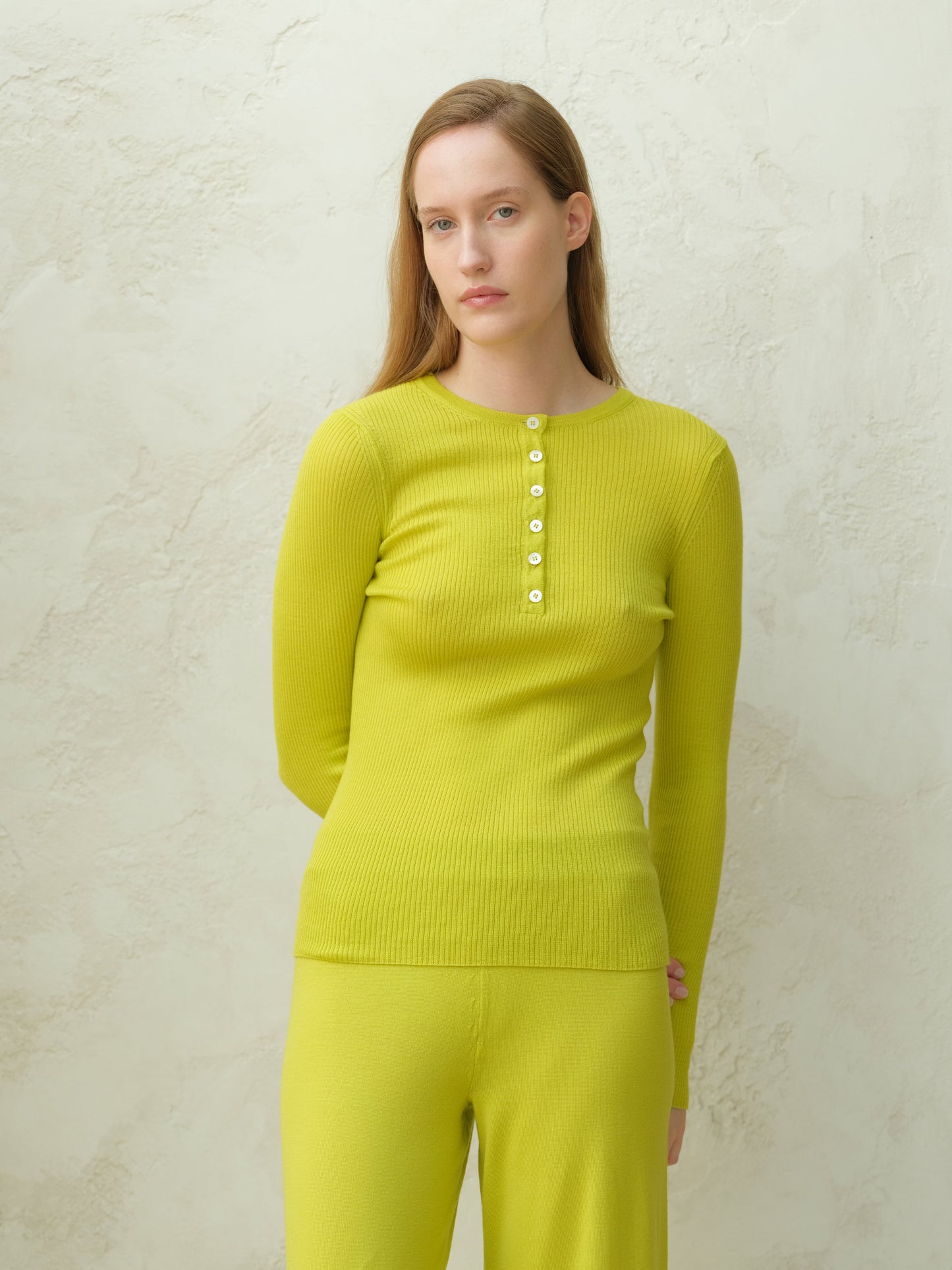 Extra Fine Merino Ribbed Fine Hanley Sweater