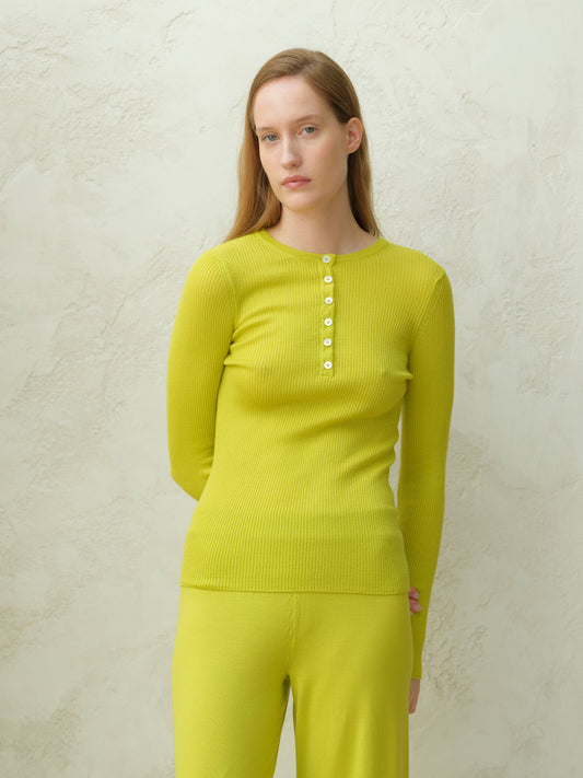 Feiner Hanley-Pullover aus extrafeiner Merinowolle mit Rippenstruktur