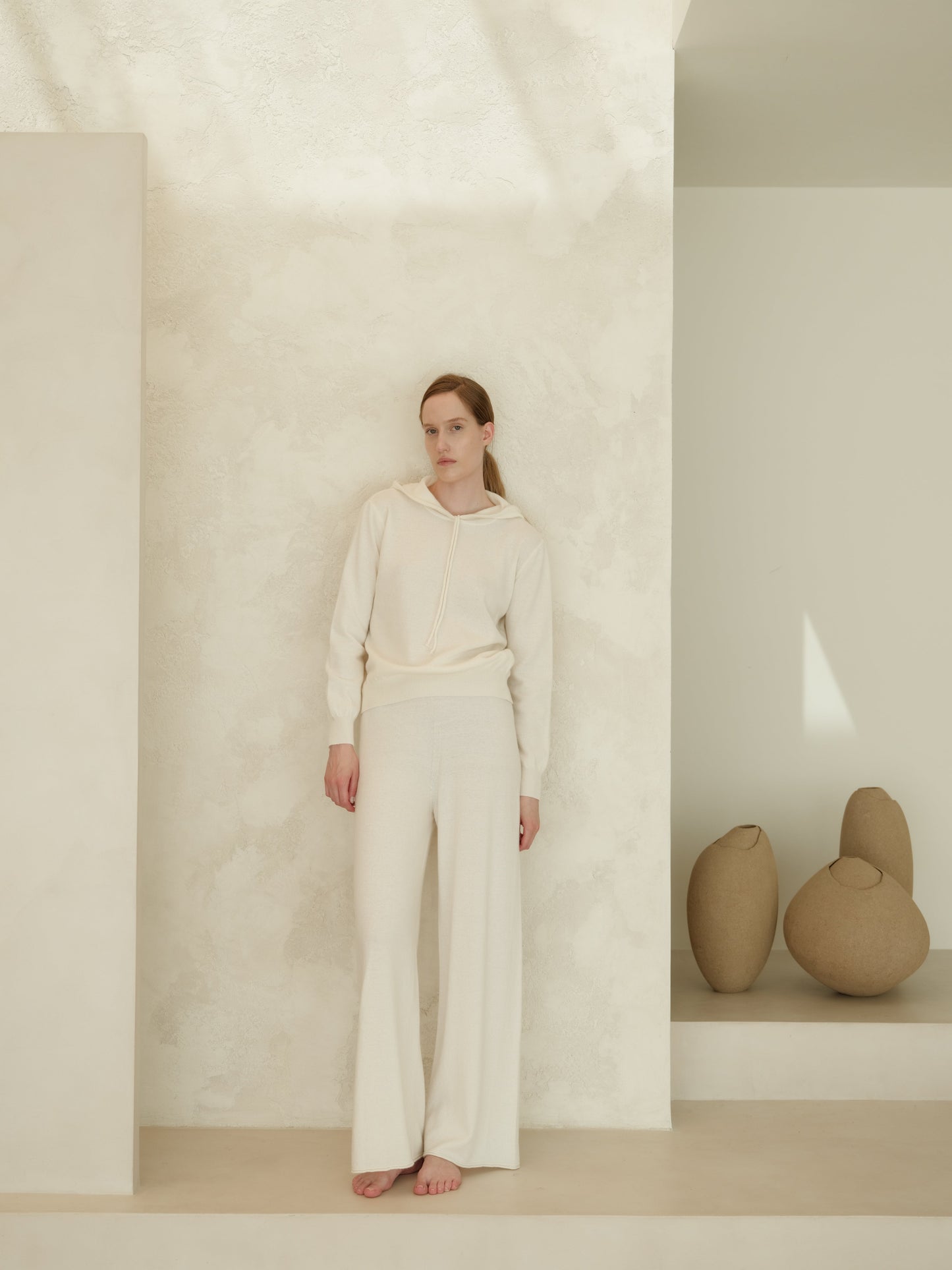 3D Cashmere Mix Wide Legged Light Pants in ivory by Lèmme, Italian-made with seamless 3D-knit for a soft, elegant and sustainable fashion look.