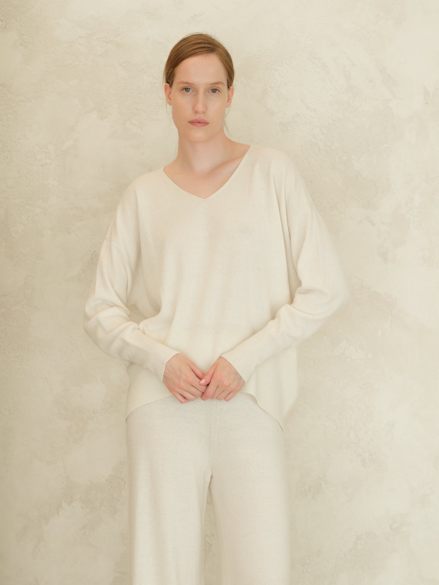 Pull long col en V en mélange de cachemire
