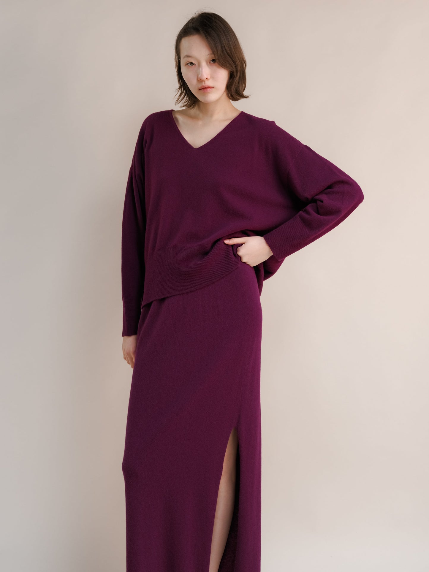Pull long col en V en mélange de cachemire