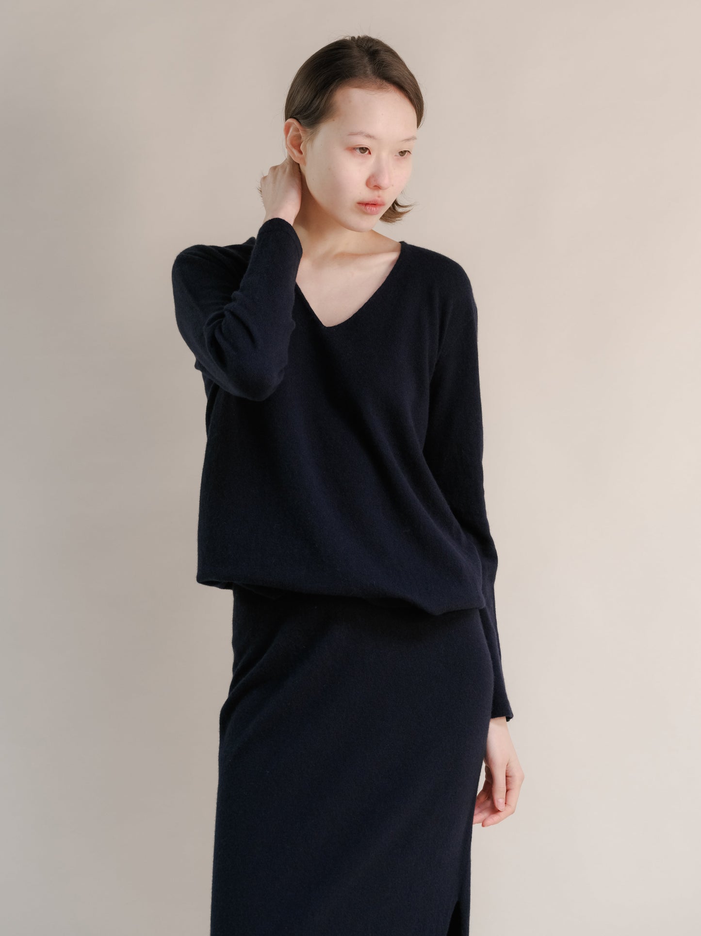 Pull long col en V en mélange de cachemire