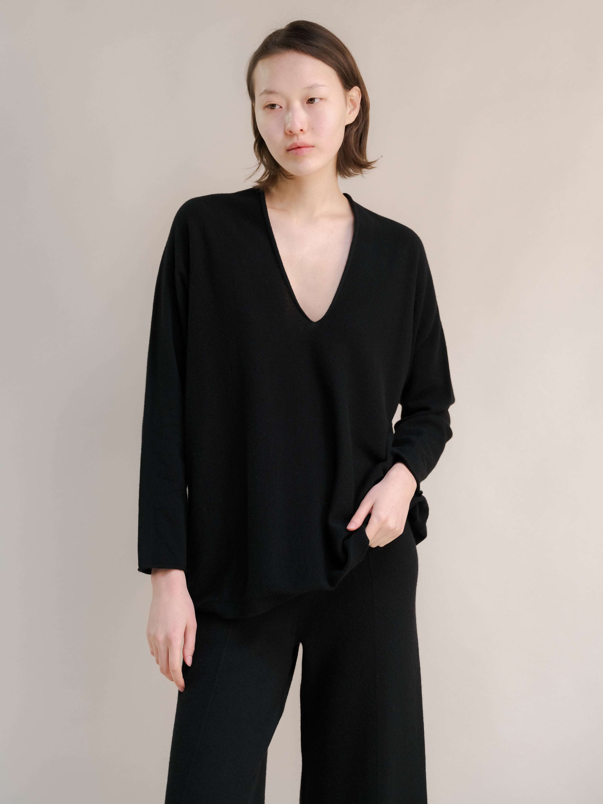 Cashmere Mix Maxi V Neck 3D-Knit Sweate