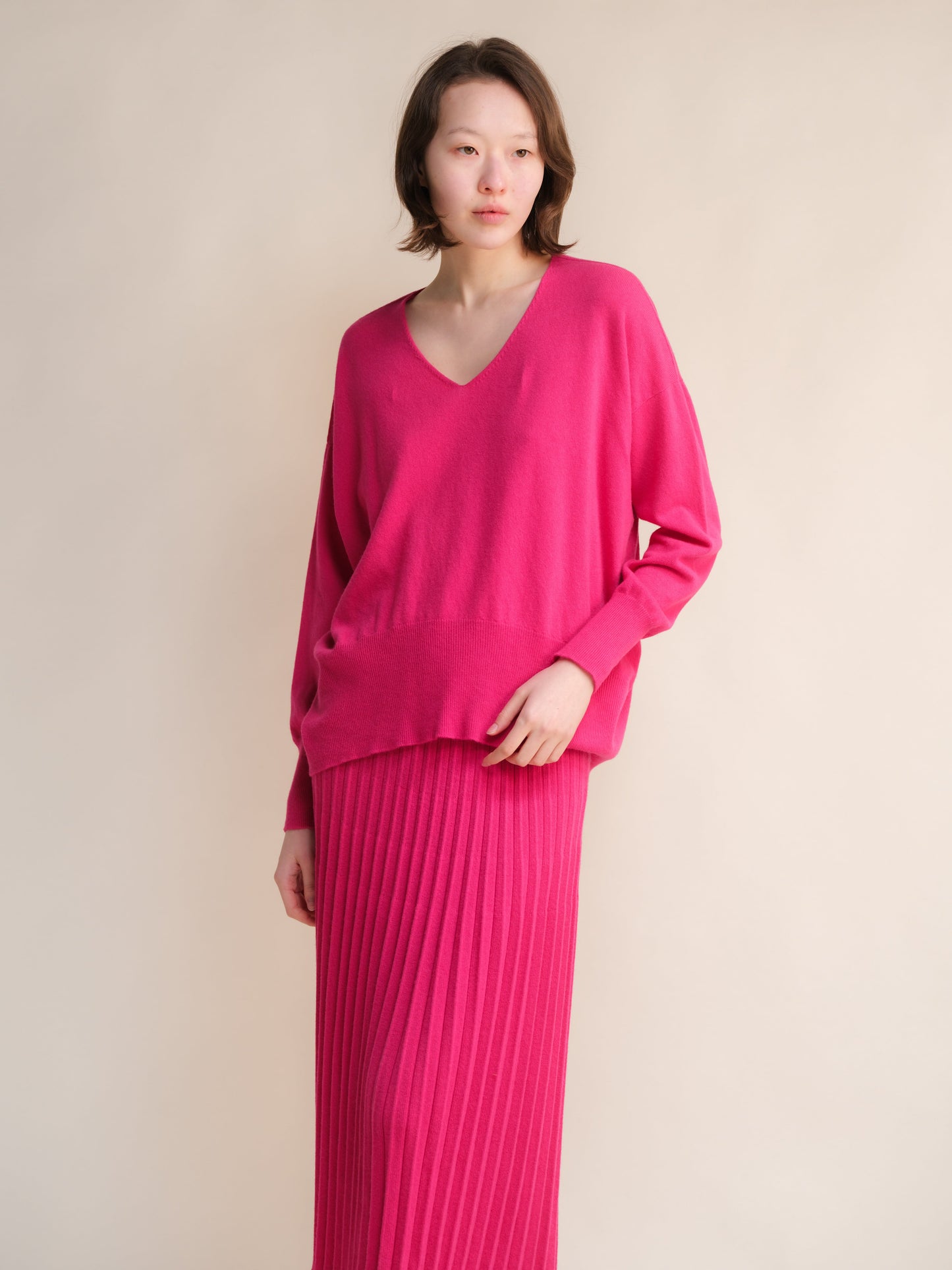 Pull long col en V en mélange de cachemire