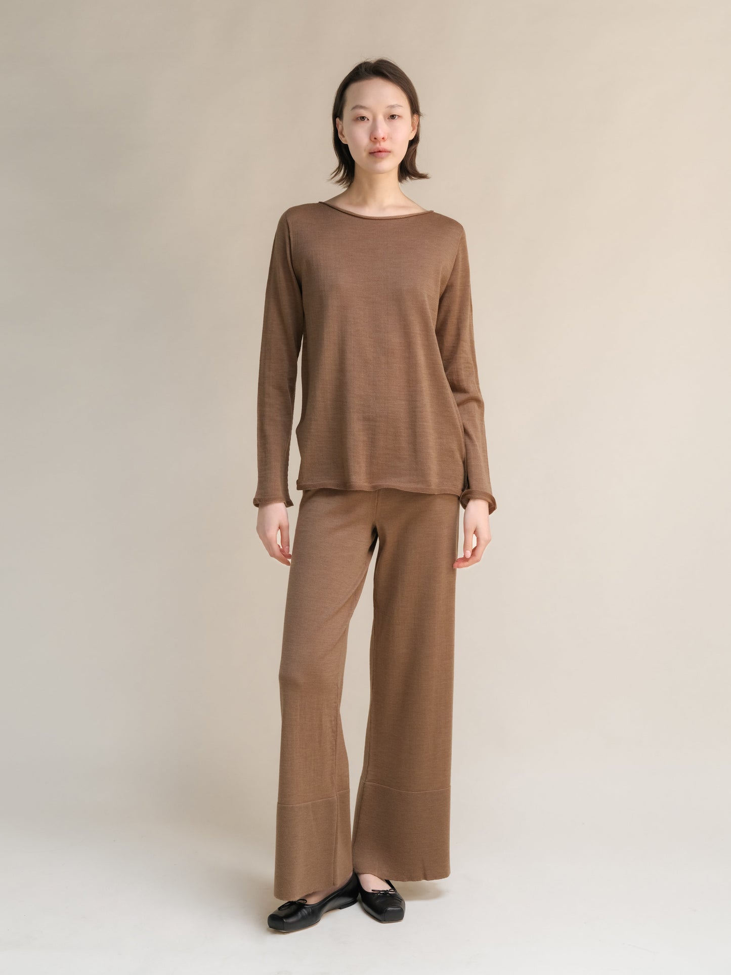 Extrafeine Merinohose mit weitem Bein, italienische Strickwaren