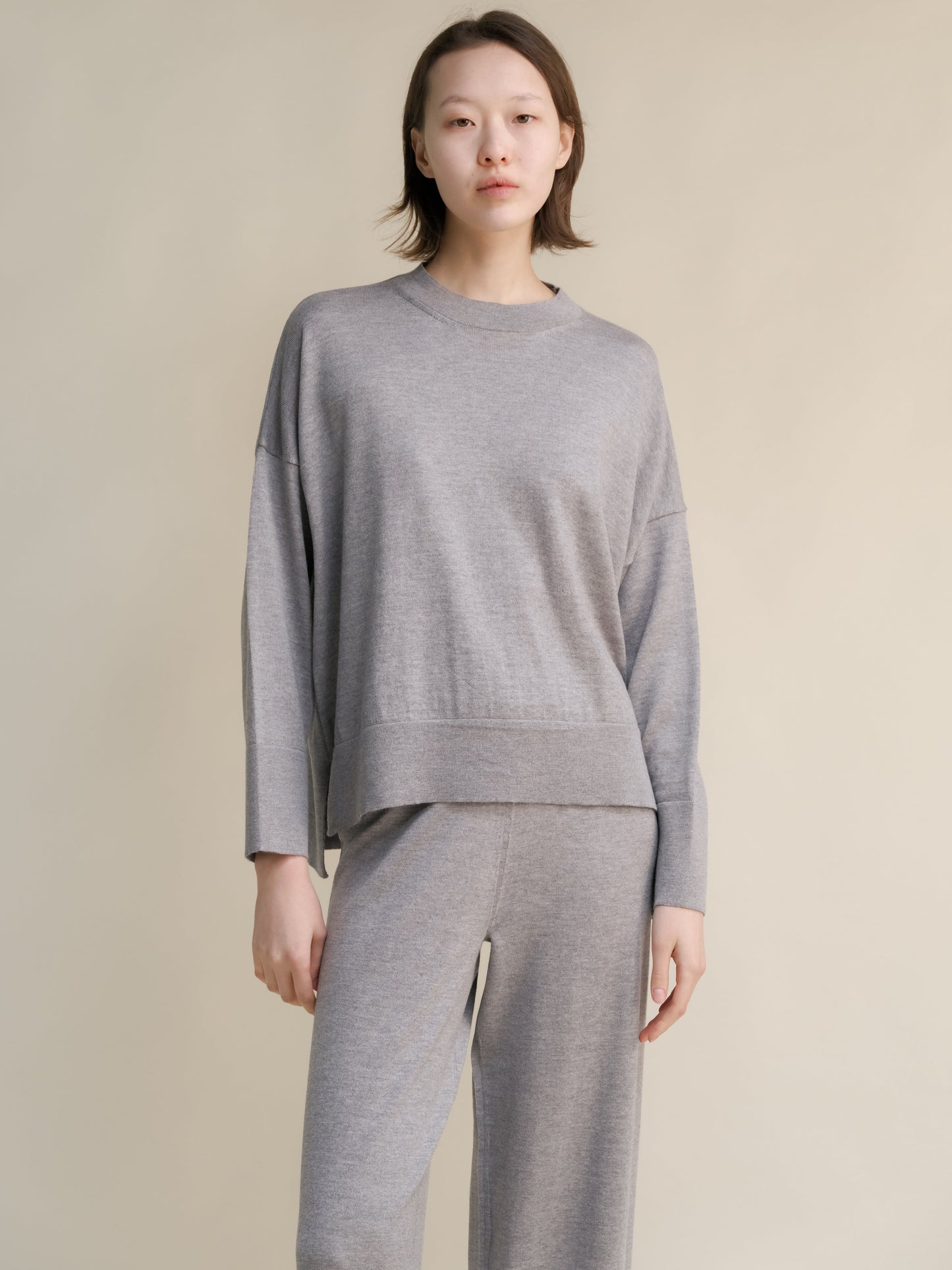 Alma Extra Fine Merino Wool Oversized Crewneck Sweater - Italian Knit