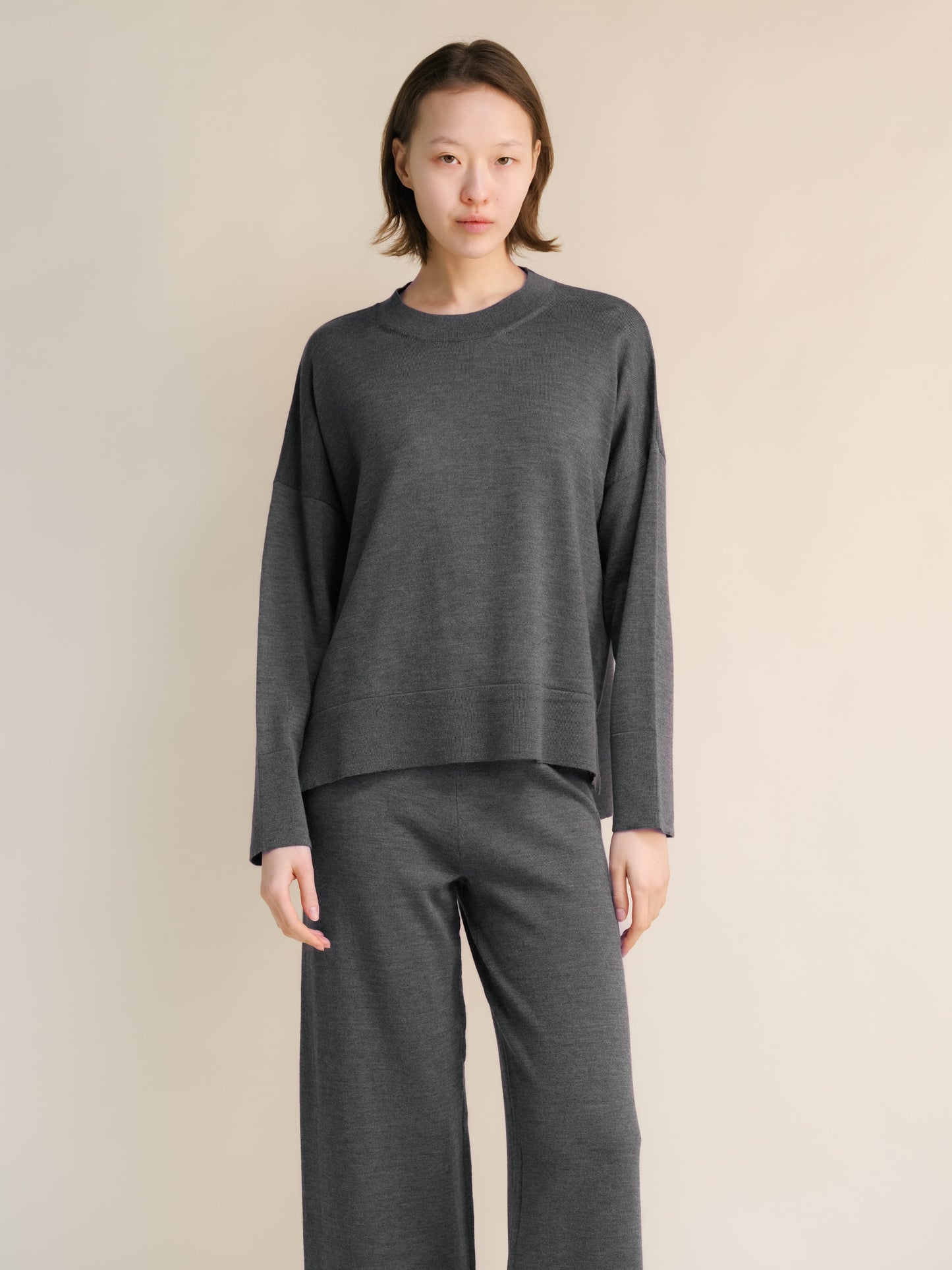 Alma Extra Fine Merino Wool Oversized Crewneck Sweater - Italian Knit