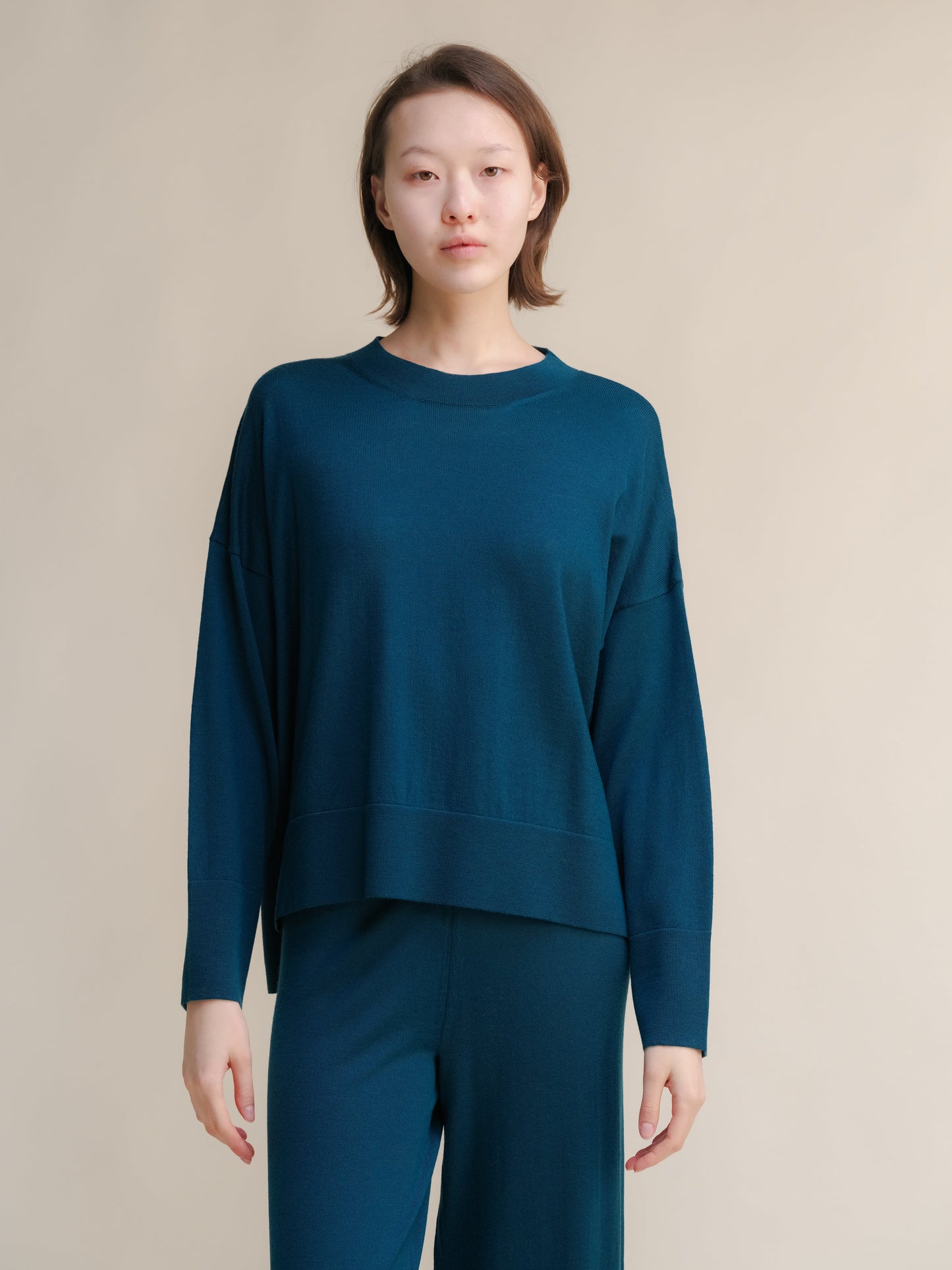 Alma Extra Fine Merino Wool Oversized Crewneck Sweater - Italian Knit
