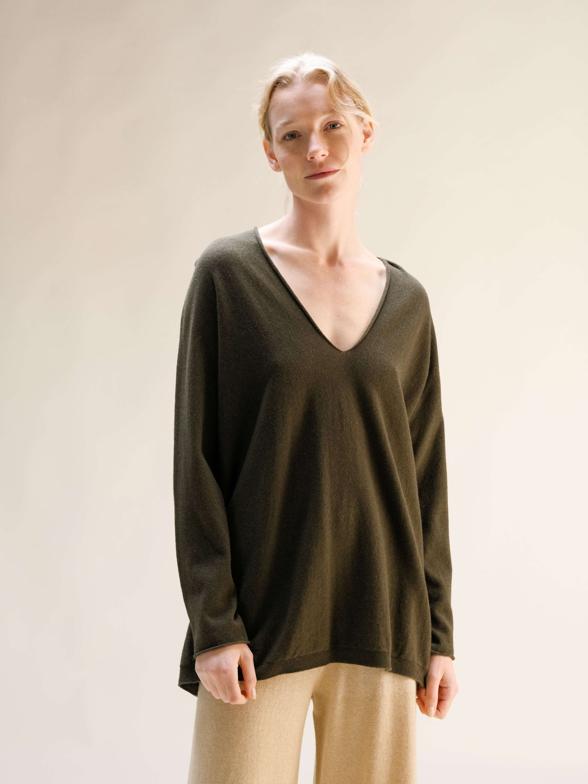 Cashmere Mix Maxi V Neck 3D-Knit Sweate