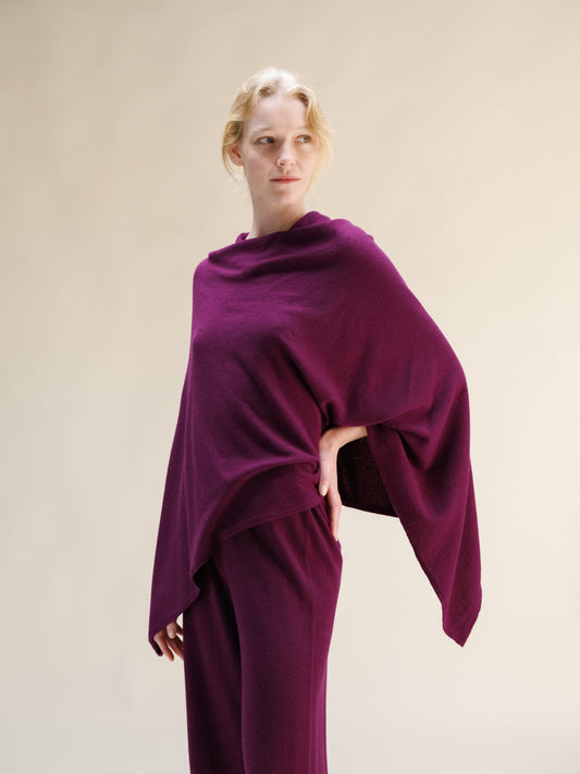 Poncho asymétrique en mélange de cachemire, fabrication italienne