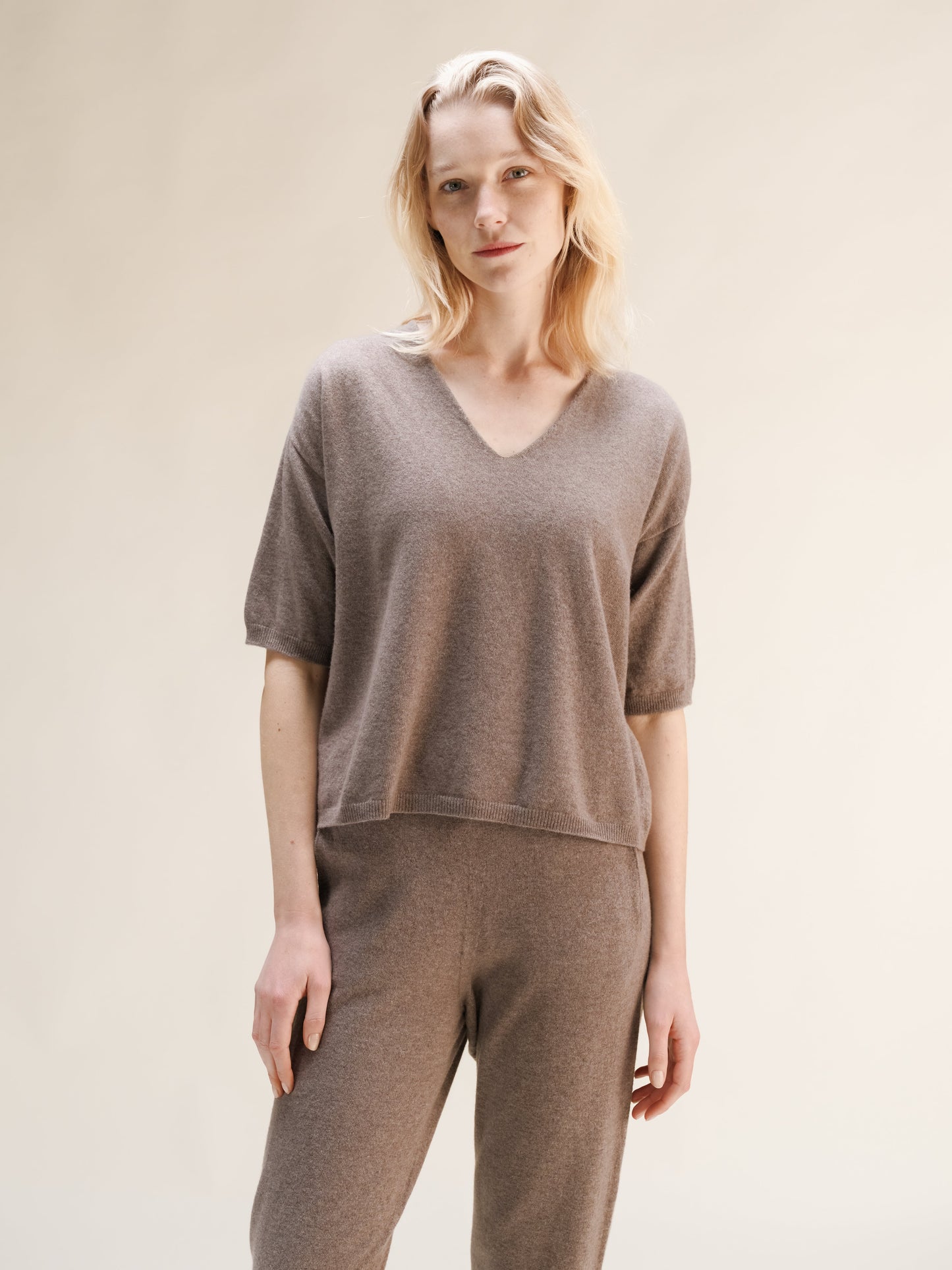 Kaschmir-Mix V-Neck T-Shirt - 3D-Strick