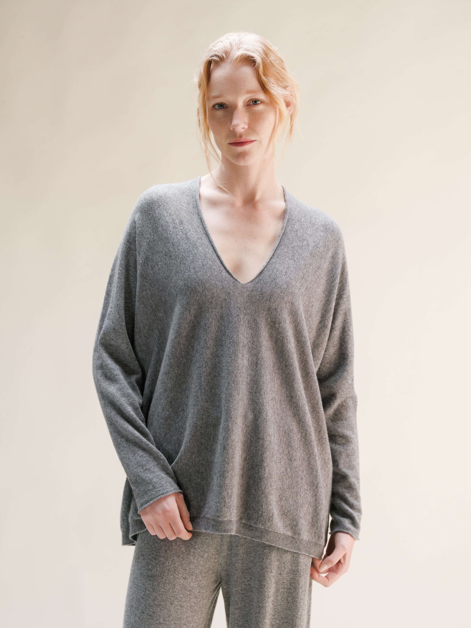 Cashmere Mix Maxi V Neck 3D-Knit Sweate