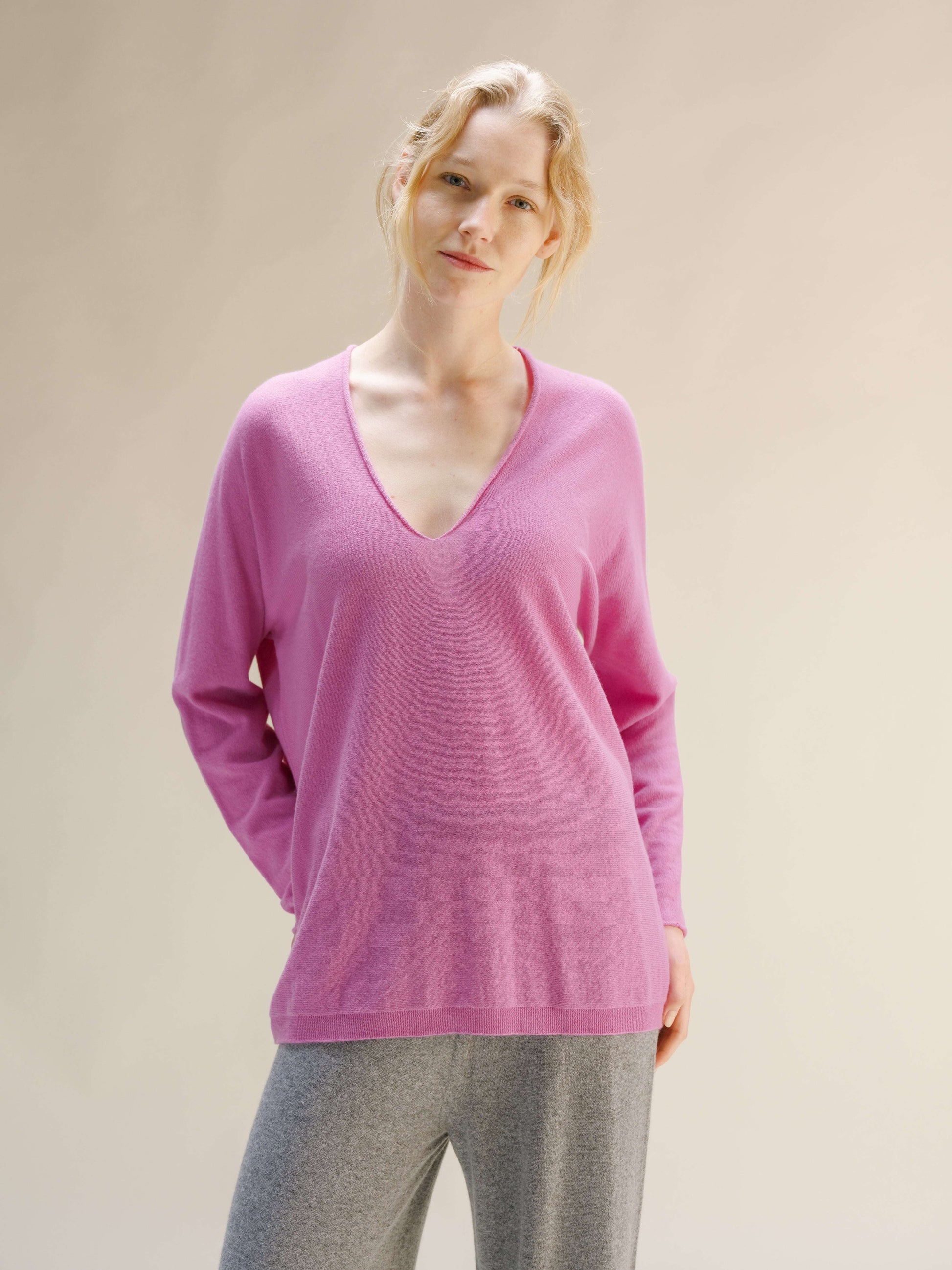Cashmere Mix Maxi V Neck 3D-Knit Sweate