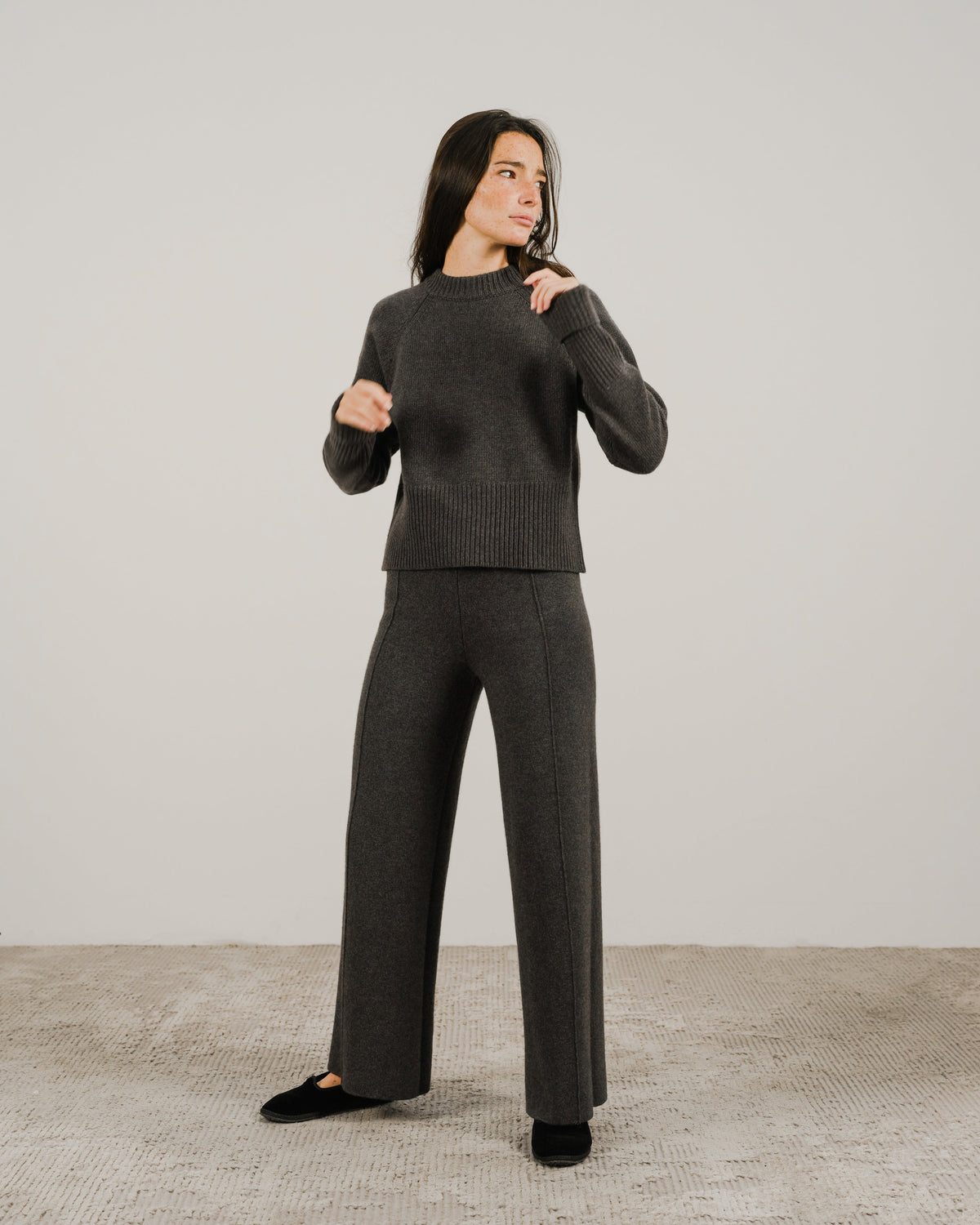 Cashmere Mix Solid Trousers