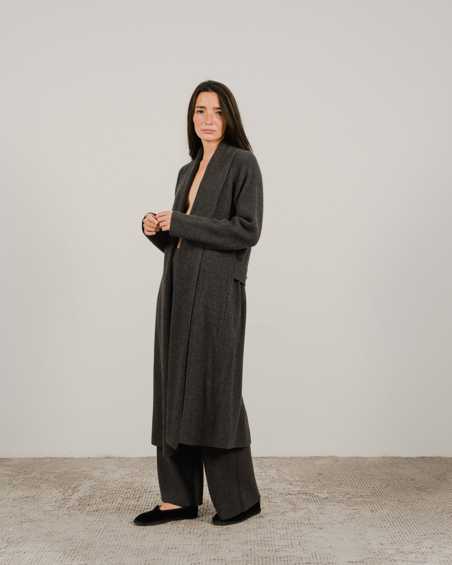 Dark grey Cashmere Mix Shawl-Collar Maxi Ribbed Cardigan styled with matching trousers, elegant Italian knitwear for modern wardrobes.