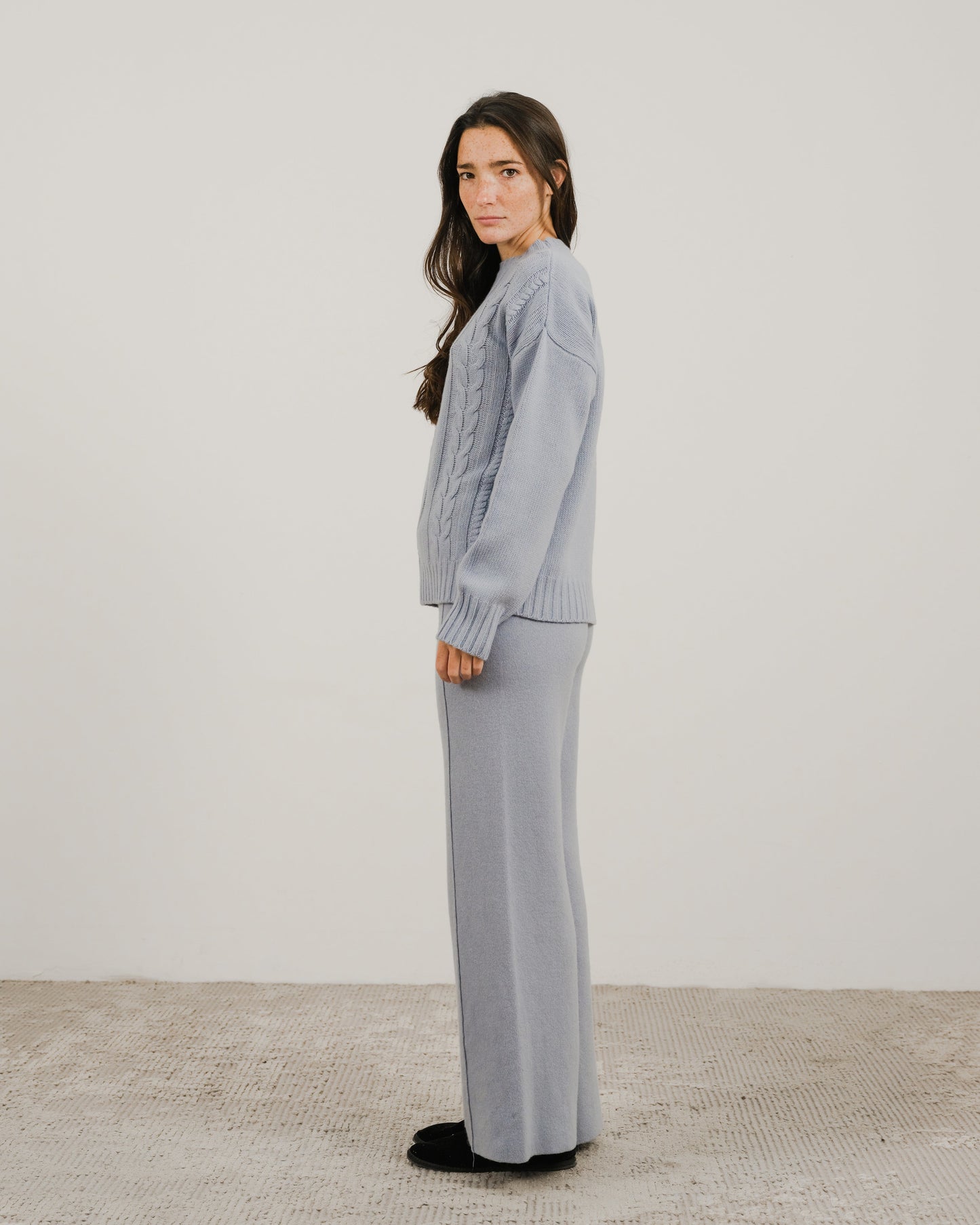 Cashmere Mix Solid Trousers
