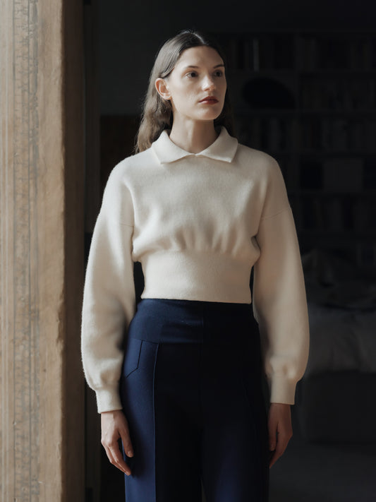 Cropped-Polo aus superfeiner Lammwolle