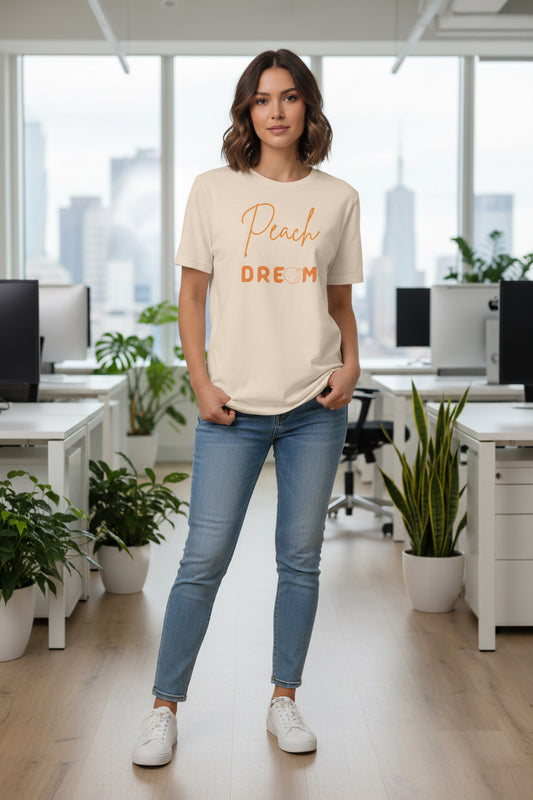 Beige T-shirt with text Peach Dream